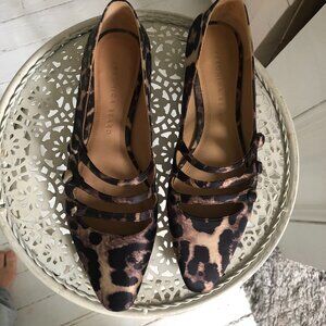Veronica Beard Nola Leopard Satin Flats size 7